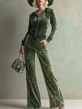 Retro Elegant Green Leopard Print Hooded Velvet Jumpsuit